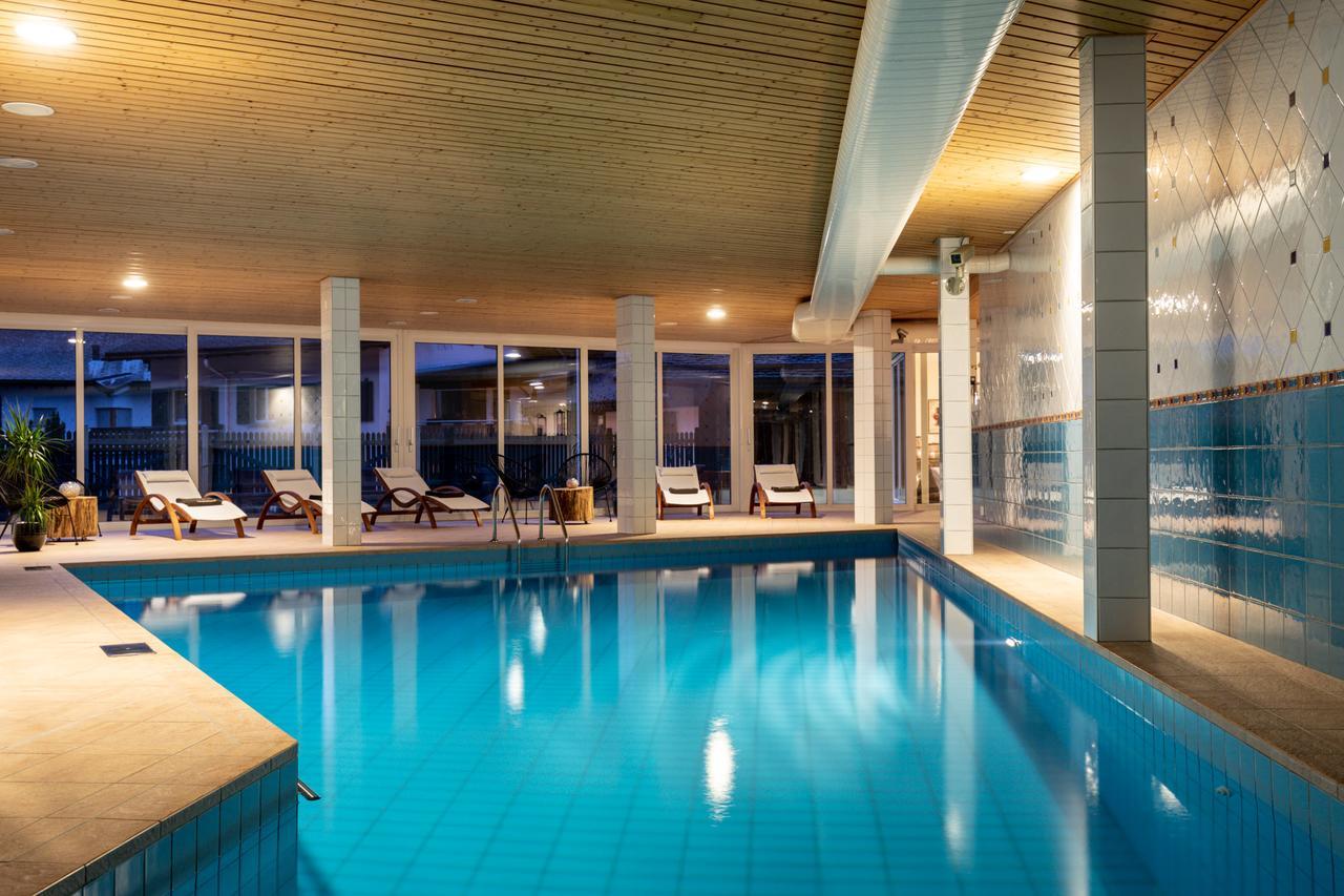 Hotel Waldhaus Am See วาลเบลลา ภายนอก รูปภาพ